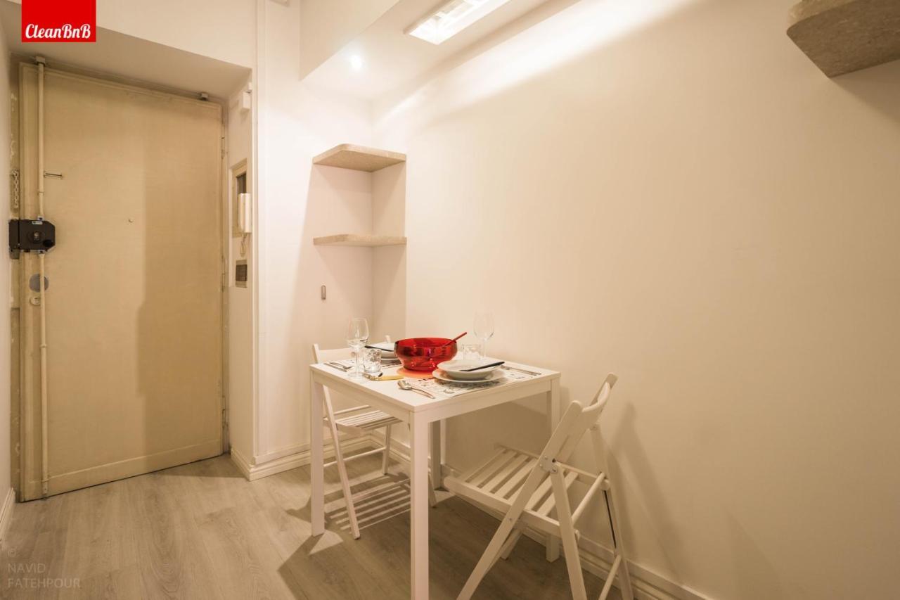 La Finestra Sui Palazzi Di Appartamento Roma