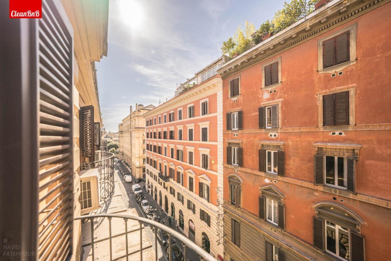 La Finestra Sui Palazzi Di Appartamento *